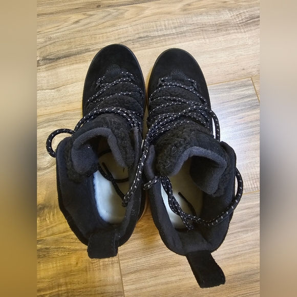 UGG Lakesider Heritage Mid Boot, black, size US 9.5 - Picture 10 of 11